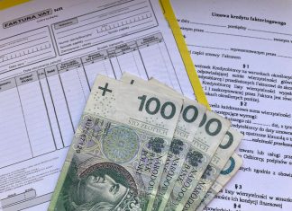Faktura bez VAT a ryczałt: jak poprawnie wystawiać dokumenty sprzedaży