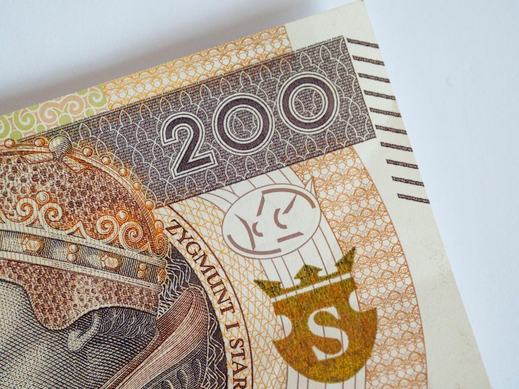Zasiłek macierzyński na działalności gospodarczej – ile wynosi i jak go obliczyć?